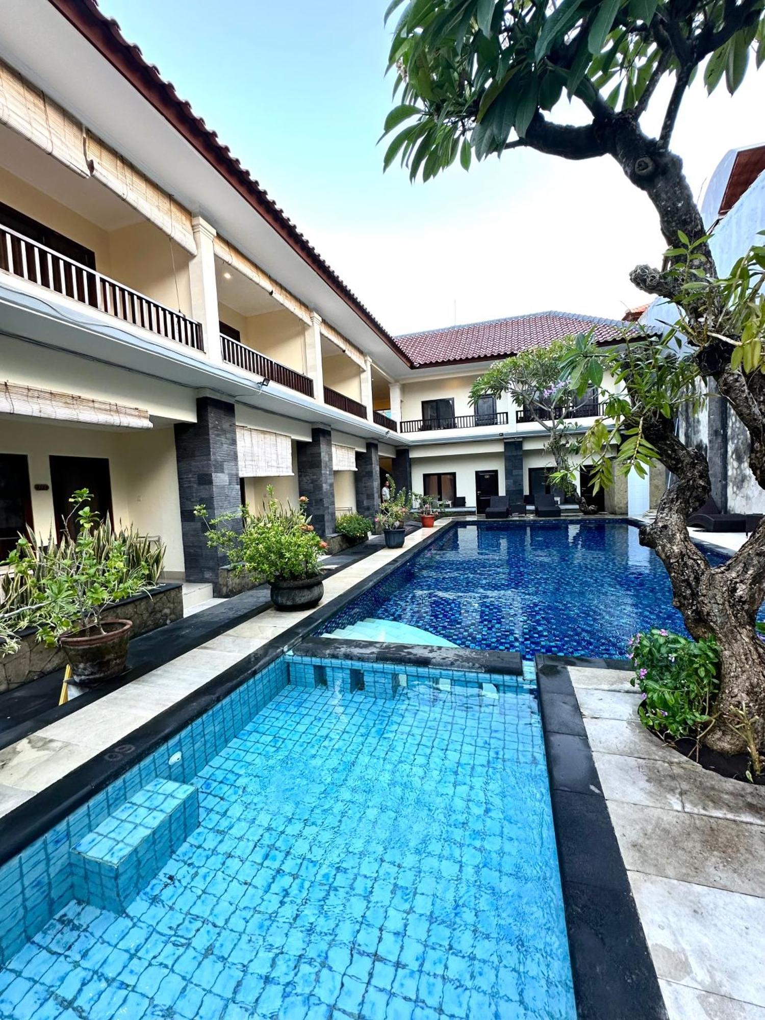 Radha Bali Hotel Kuta Lombok Kültér fotó